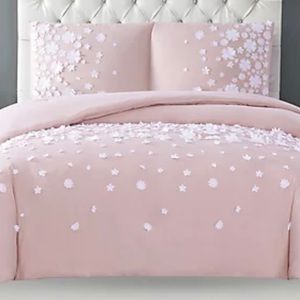 Christian Siriano Queen Bedding